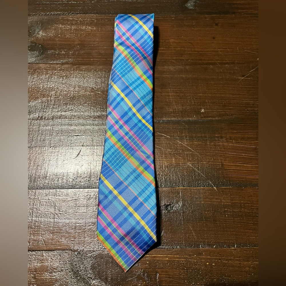 Plaid designed Neck Tie